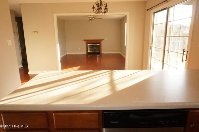 302 Rack Lane, Hubert, NC 28539