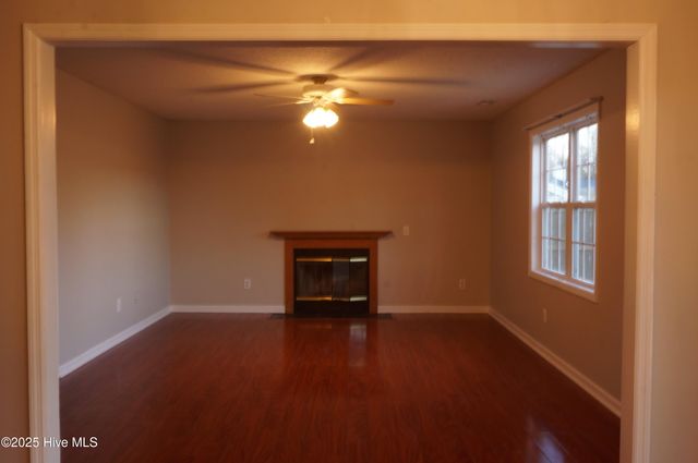 302 Rack Lane, Hubert, NC 28539