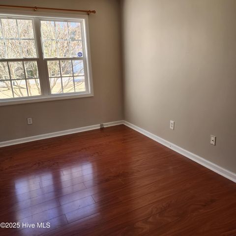 302 Rack Lane, Hubert, NC 28539