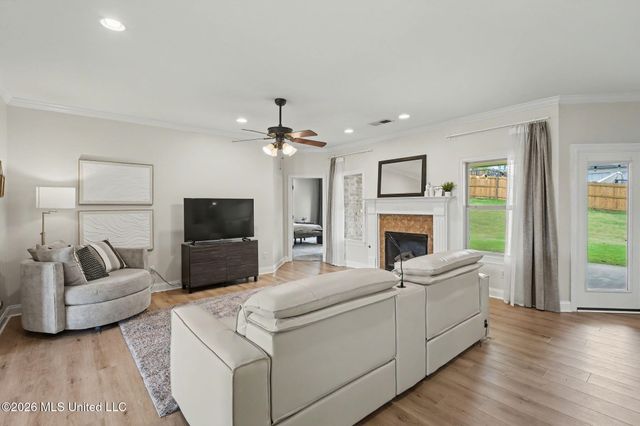 1785 Cashion Cove, Hernando, MS 38632
