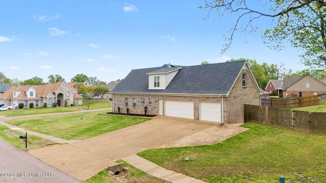 1785 Cashion Cove, Hernando, MS 38632