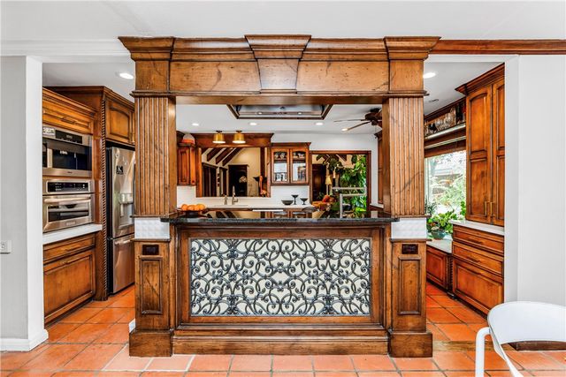 317 Cape Aron Dr, Corpus Christi, TX 78412
