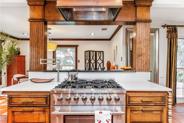 317 Cape Aron Dr, Corpus Christi, TX 78412
