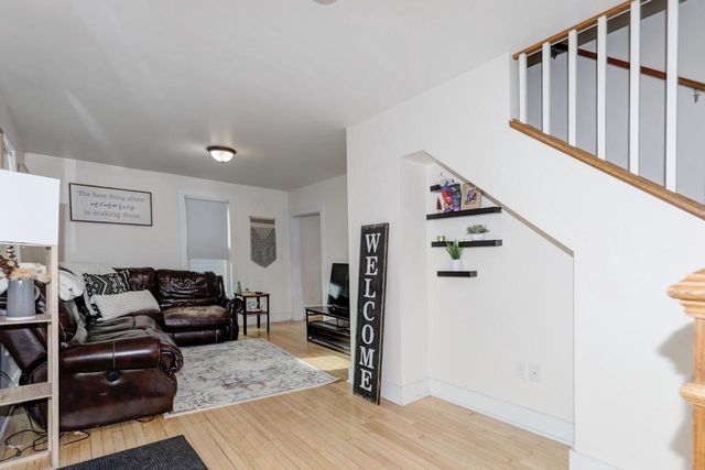 858 VINE AVENUE, Oshkosh, WI 54901