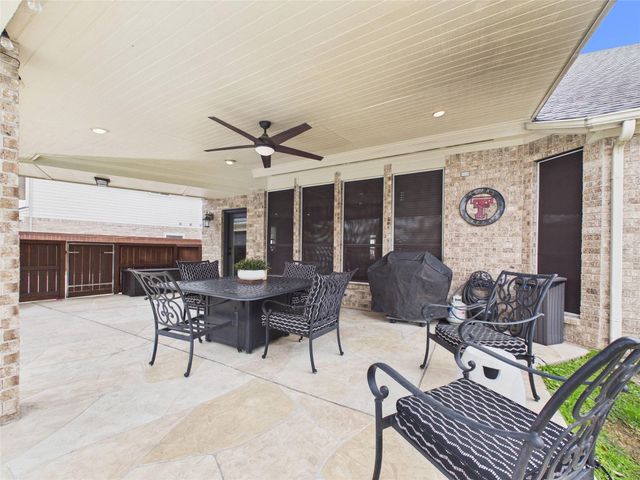 1504 Hickory Bend Court, Pearland, TX 77581