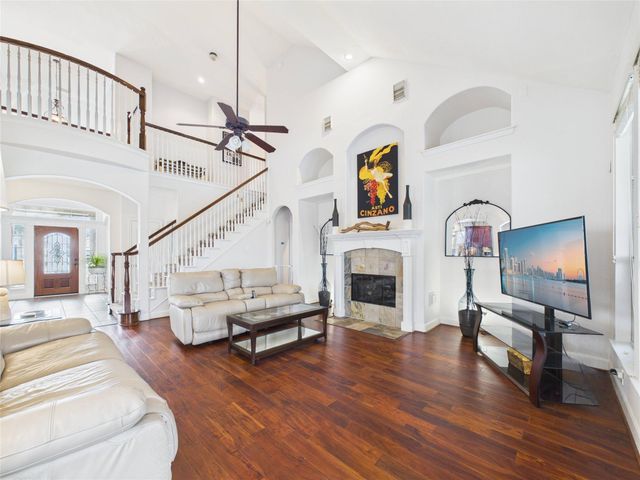 1504 Hickory Bend Court, Pearland, TX 77581