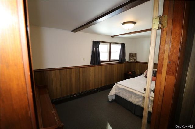 12 Round Lake Avenue, Monroe, NY 10950