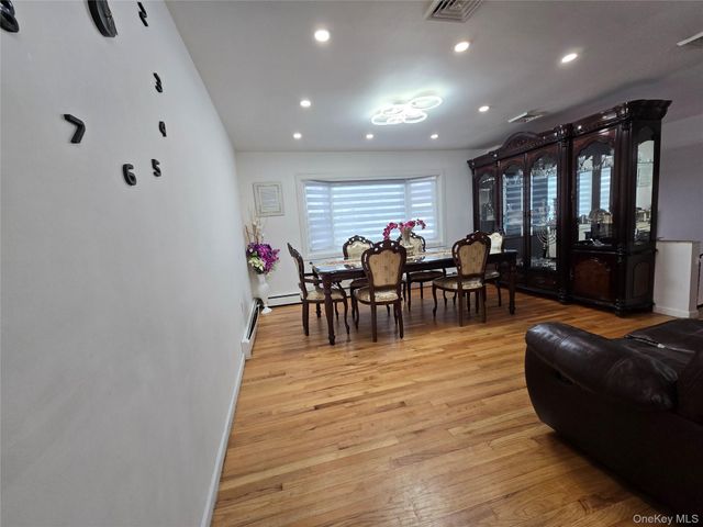 12 Round Lake Avenue, Monroe, NY 10950