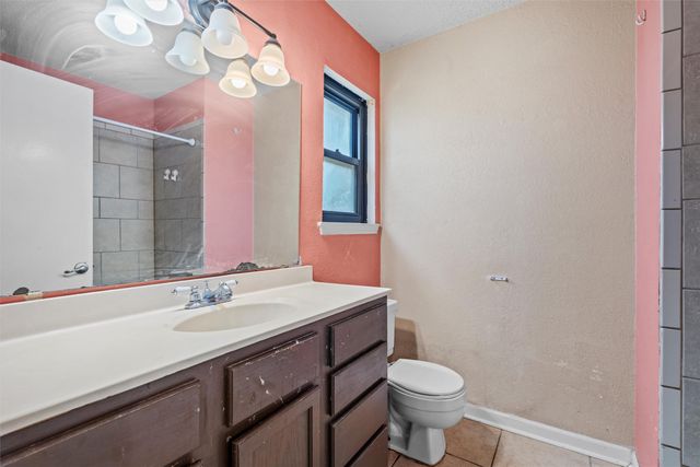 1419 Woodfern Drive, Arlington, TX 76018