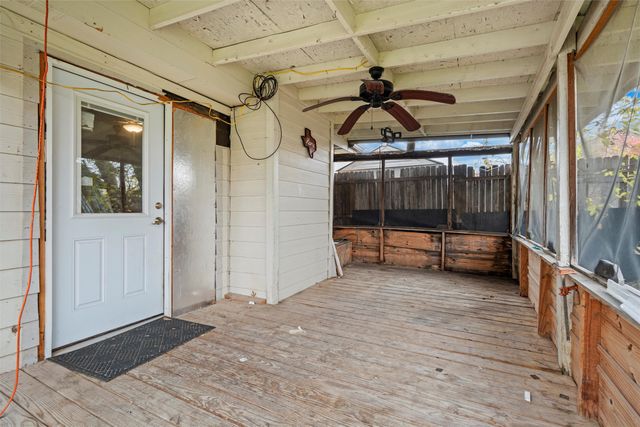1419 Woodfern Drive, Arlington, TX 76018