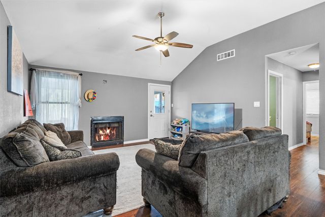 1419 Woodfern Drive, Arlington, TX 76018