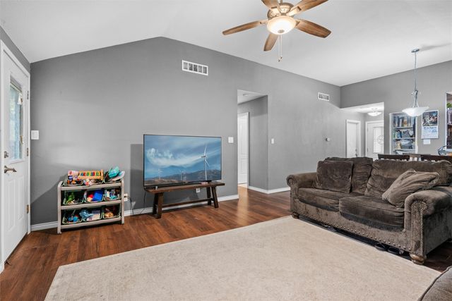 1419 Woodfern Drive, Arlington, TX 76018