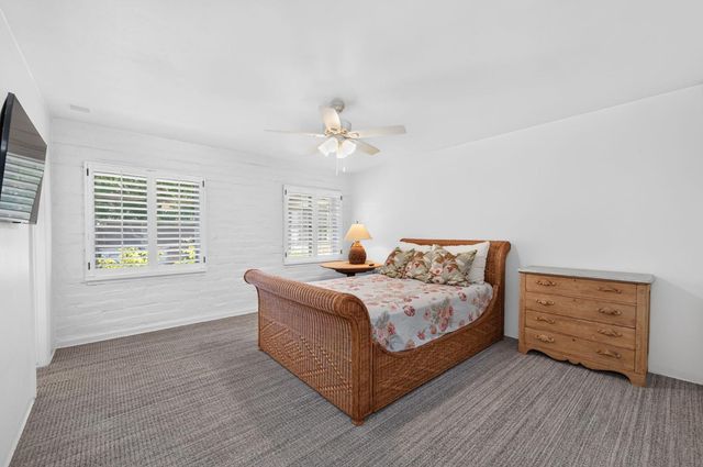 812 E Rialto Avenue, Fresno, CA 93704