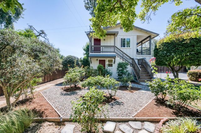 812 E Rialto Avenue, Fresno, CA 93704