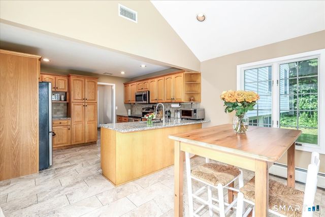 9 Richconn Drive, New Milford, CT 06776