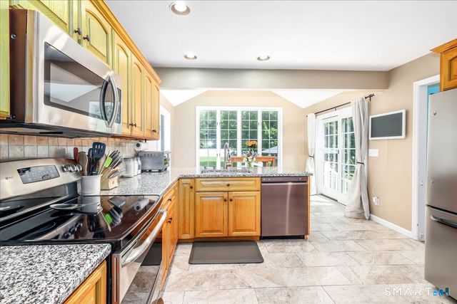 9 Richconn Drive, New Milford, CT 06776