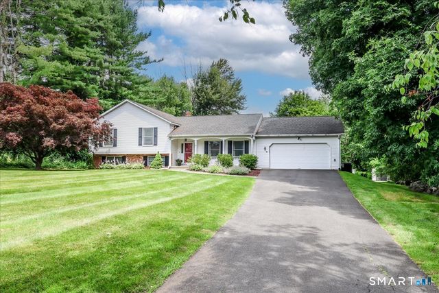 9 Richconn Drive, New Milford, CT 06776