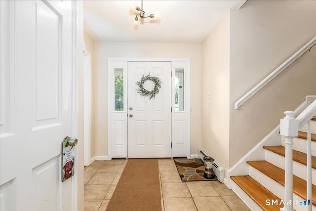 9 Richconn Drive, New Milford, CT 06776