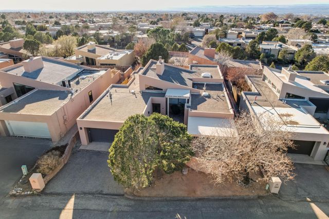 1861 Tramway Terrace Loop NE, Albuquerque, NM 87122