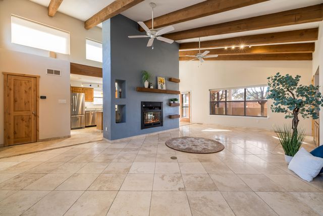 1861 Tramway Terrace Loop NE, Albuquerque, NM 87122