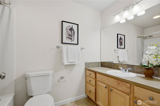 17617 44th Avenue W, Lynnwood, WA 98037