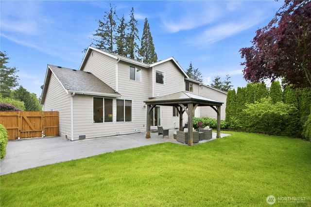 17617 44th Avenue W, Lynnwood, WA 98037