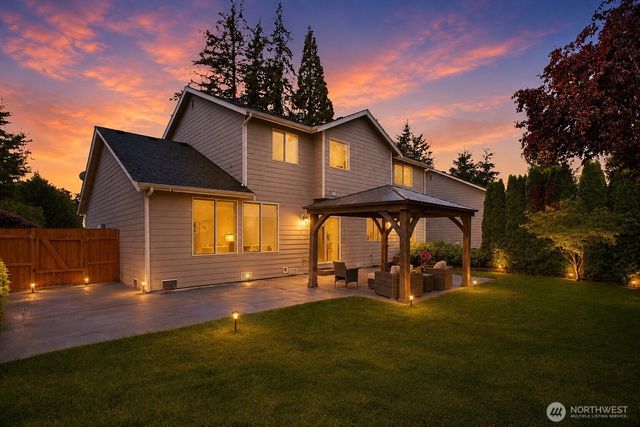 17617 44th Avenue W, Lynnwood, WA 98037