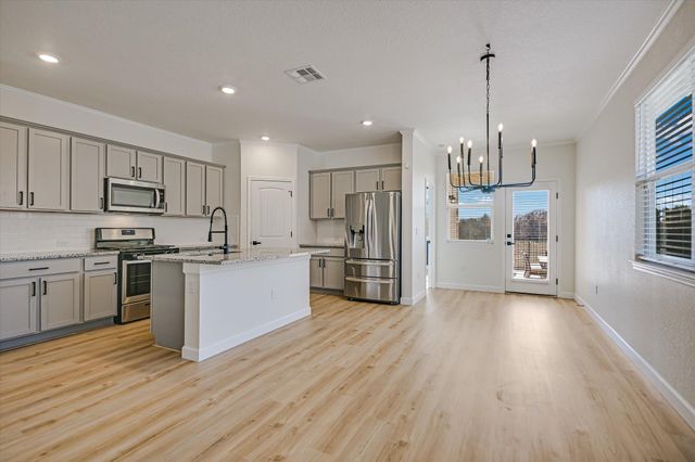 507 Bluffview DR, Bastrop, TX 78602