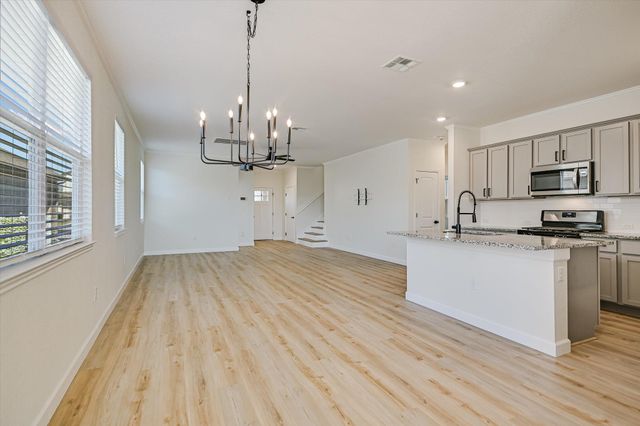 507 Bluffview DR, Bastrop, TX 78602