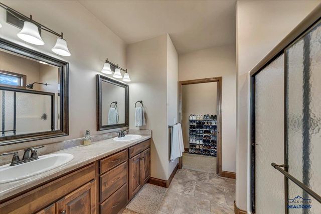 4630 Cambria Cir, Rapid City, SD 57701