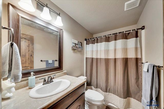 4630 Cambria Cir, Rapid City, SD 57701