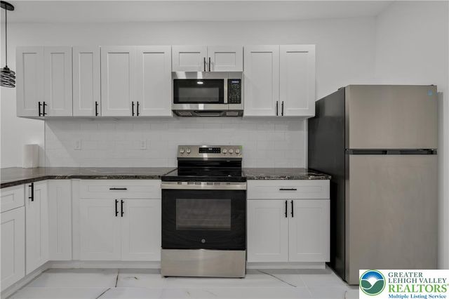 916 Center Street, Bethlehem City, PA 18018