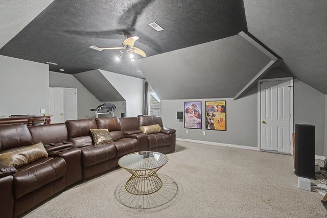 2247 Rosecran Cir, La Vergne, TN 37086