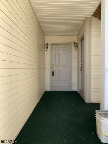 13 Potomac Dr Ondo 13, Bernards Twp., NJ 07920