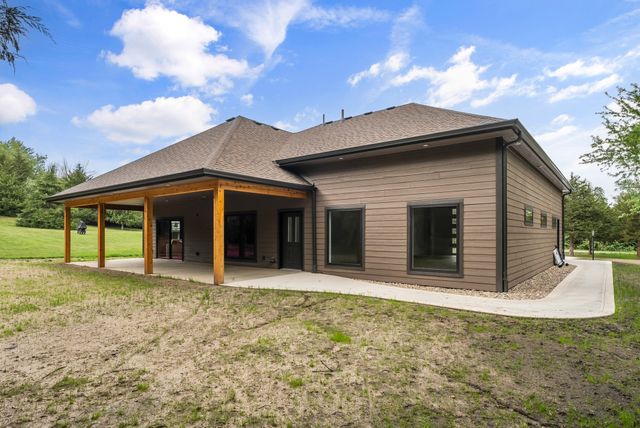 6312 Tombs Turn None, Panora, IA 50216