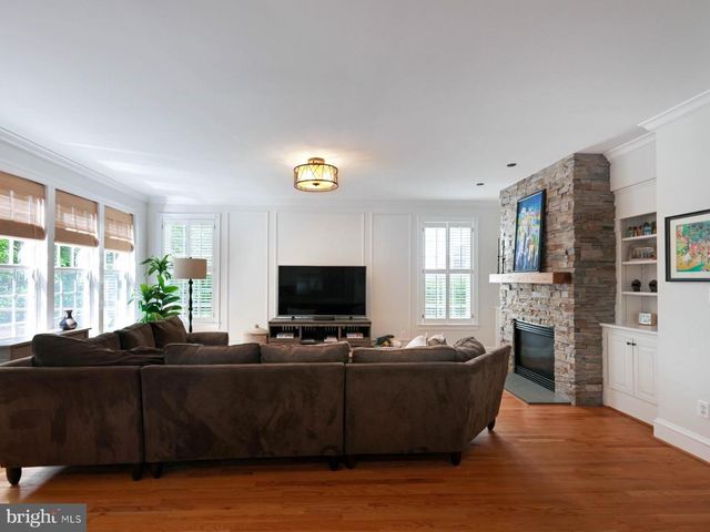 47779 MACGILL CT, Sterling, VA 20165