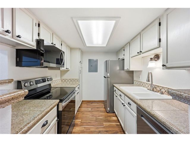 8600 E Alameda Ave 21-206, Denver, CO 80247