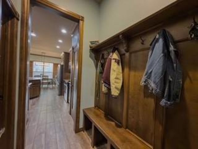 1955 Grants Pass Avenue, Blanchard, OK 73010