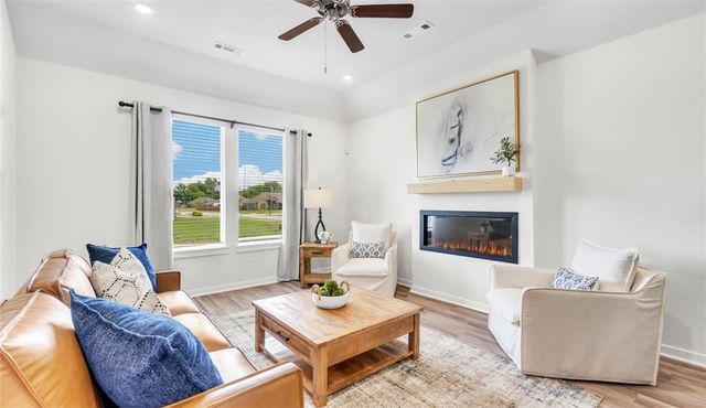 438 W Canada Drive, Farmington, AR 72730