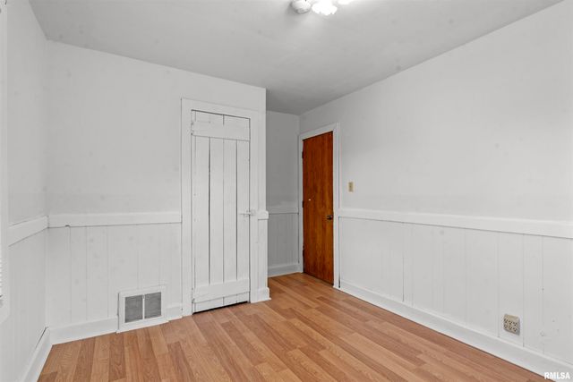 2628 S 5TH Street, Springfield, IL 62703