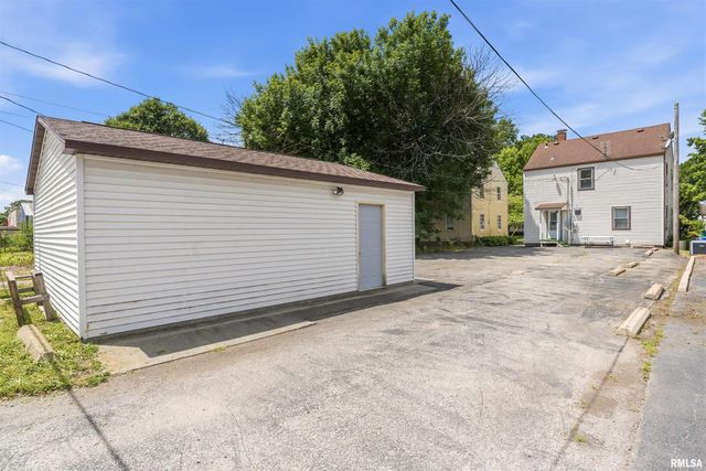 2628 S 5TH Street, Springfield, IL 62703