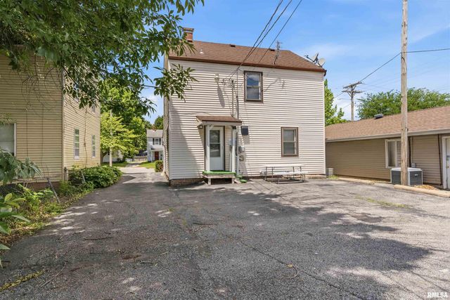 2628 S 5TH Street, Springfield, IL 62703