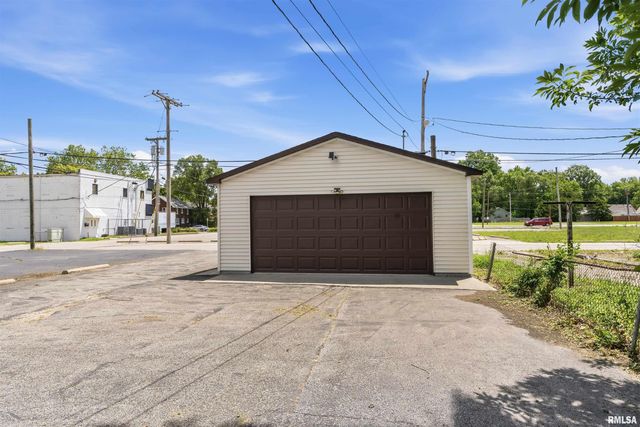 2628 S 5TH Street, Springfield, IL 62703