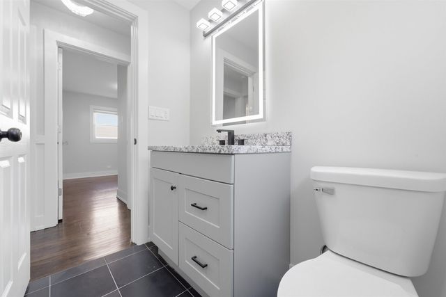 657 E 100th Place, Chicago, IL 60628