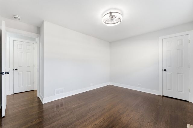 657 E 100th Place, Chicago, IL 60628