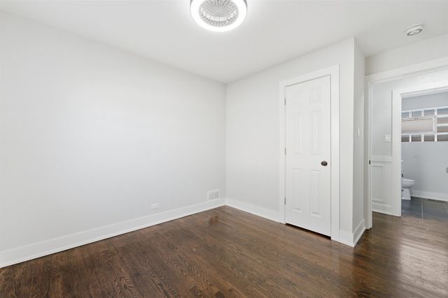 657 E 100th Place, Chicago, IL 60628