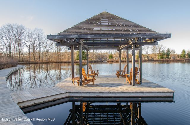 322 Arcadia Drive, Ancram, NY 12502