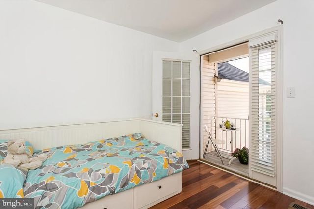 28 SUTTON CT, Pennington, NJ 08534