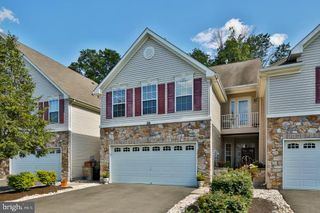 28 SUTTON CT, Pennington, NJ 08534
