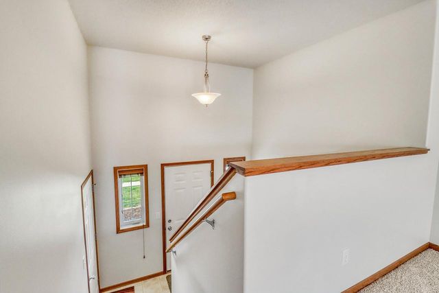 1217 37th Avenue S, Moorhead, MN 56560